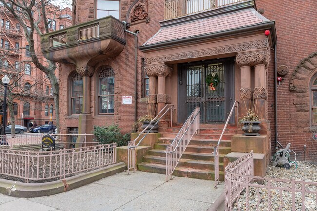 Snowden International School at Copley in the North End has an overall Niche grade of B-minus.