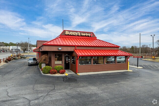 Buddy's BBQ is a very popular restaurants with locals in Athens, TN.