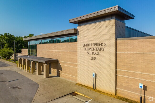 Smith Springs Elementary School was built in 2015 in Nsahville.