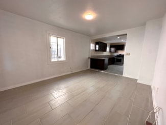 532 W 77th St, Los Angeles, CA 90044