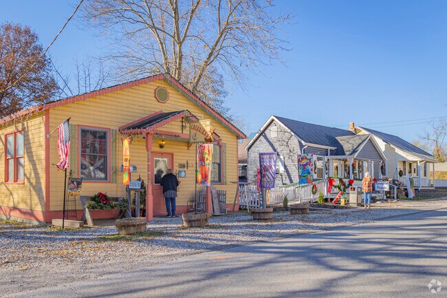 Imperial's annual festival in nearby Kimmswick is a significant event.