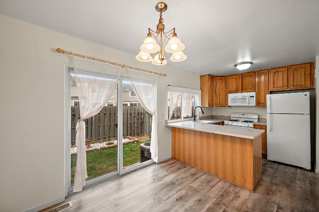 36702 Park Pl Dr, Sterling Heights, MI 48310 - photo 7