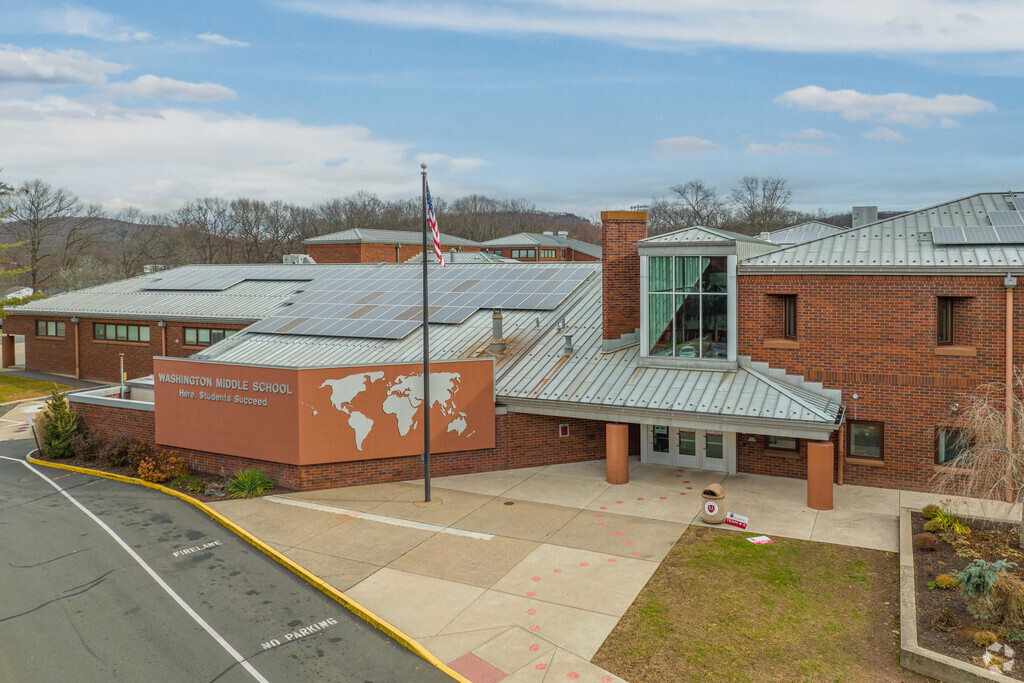 Discover yourself at Washington Middle School.