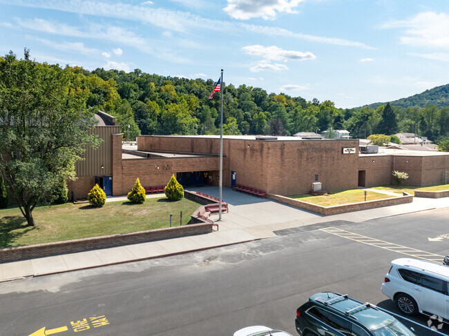 Elkview Middle School emphasizes character development in young students.