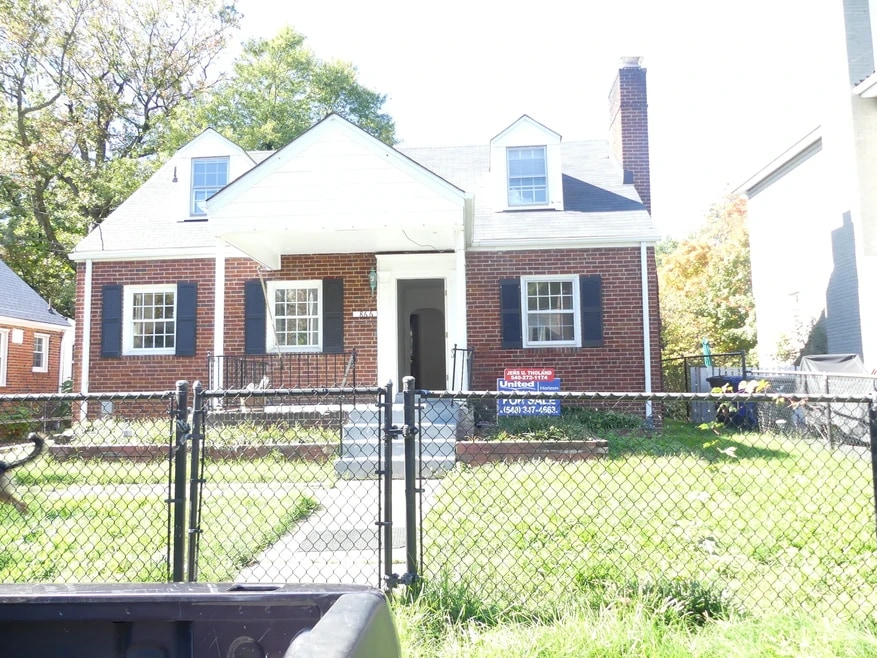 866 N Abingdon St, Arlington, VA 22203 - photo 1