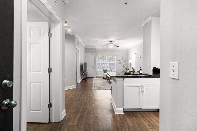 590 James Maxwell Rd unit ID1346821P, Atlanta, GA 30308 - photo 2