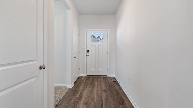 562 Atkinson St, Shenandoah Junction, WV 25442 - photo 2