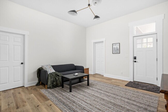 844 Camp St unit ID1303755P, Indianapolis, IN 46202 - photo 3