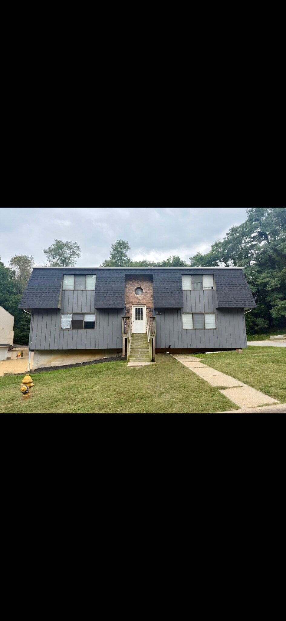 3223 Schuetzen Ln unit 1, Davenport, IA 52804 - photo 1