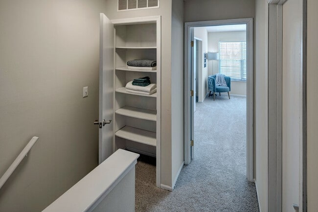 Lakeside at the Sanctuary, Columbus, OH 43235 - photo 5