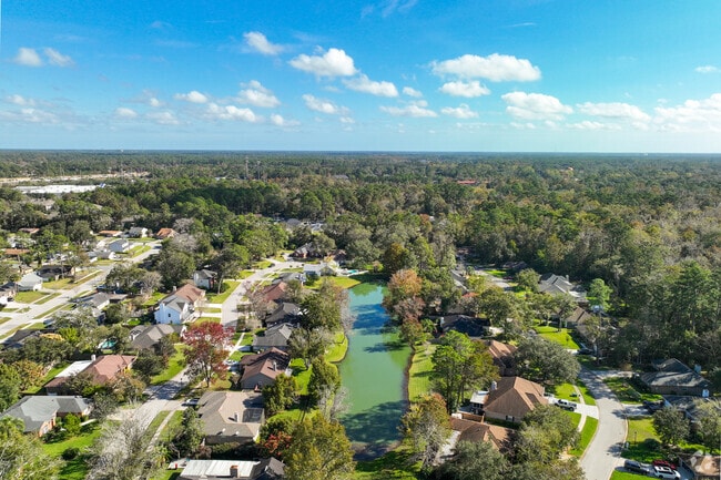 Loretto has several small lakes in the residential areas.