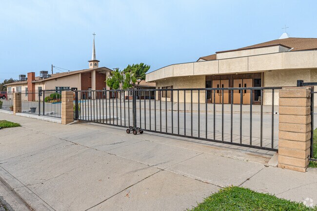 The front of Pioneer Baptist School in Downey