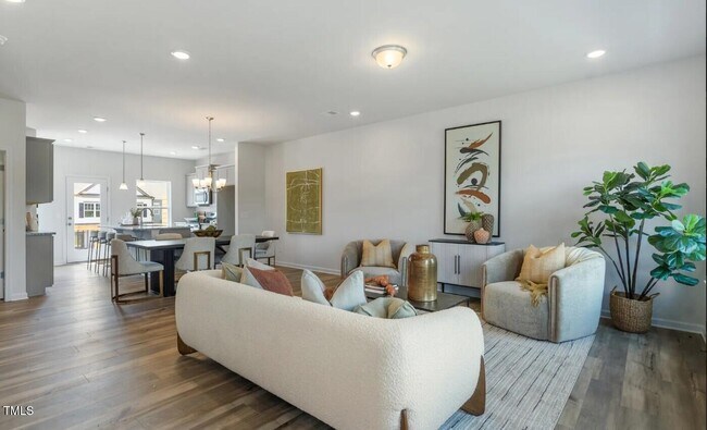 724 Orchard Vista Cir, Raleigh, NC 27606 - photo 5