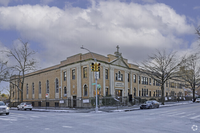 The St Lucy School has a student teacher ratio of 23 to 1.