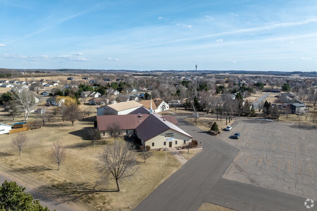 Christ Lutheran School has a 15 to 1 student-teacher ratio according to niche.