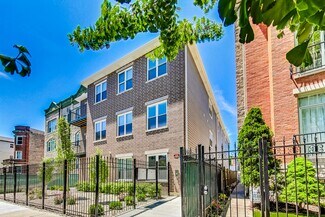 6122 S University Ave Unit 203, Chicago, IL 60637