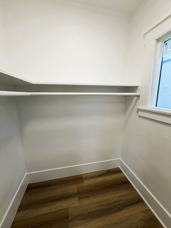 1175 E Broadway, Long Beach, CA 90802 - photo 2