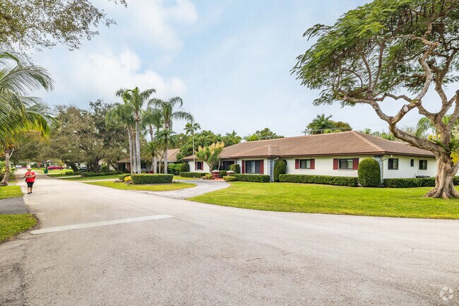 Feel safe in a community of friendly neighbors in King's Bay/Deering Bay, FL.