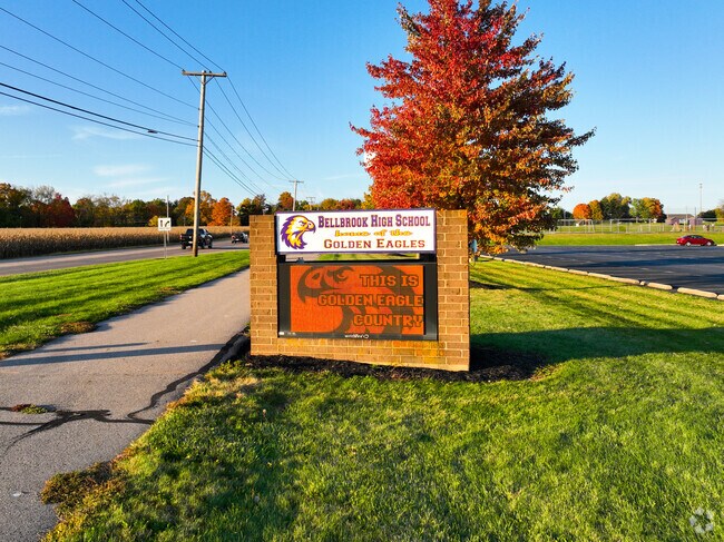 Bellbrook High School is located on 3737 Upper Bellbrook Rd, in Bellbrook.
