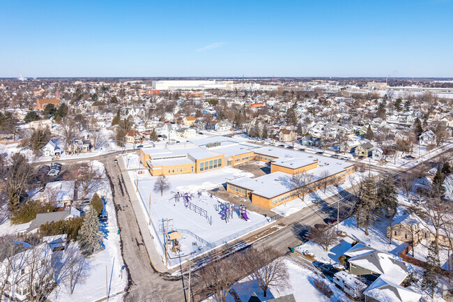 Marinette Primary School.