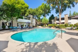 8900 Topanga Canyon Blvd, Canoga Park, CA 91304