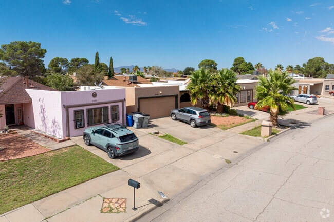 Most homes in Pico Norte feature driveways with ample parking.