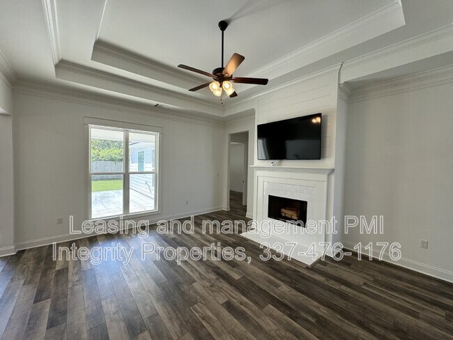 304 San Sebastian Dr, Youngsville, LA 70592 - photo 5