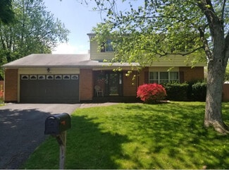 1486 Walnut Ln, Macungie, PA 18062
