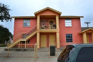 3414 Weeping Willow St, Laredo, TX 78043