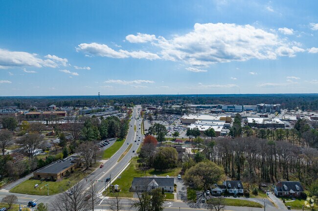 Parham Road runs through Regency, offering convenient access to I-64.