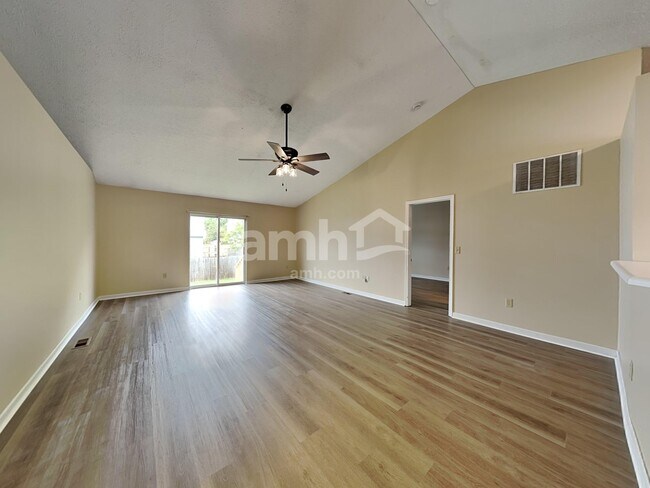 5691 Levi Kramer Blvd, Canal Winchester, OH 43110 - photo 6