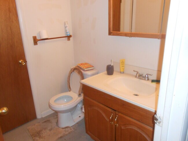 2013 Walnut St unit 4, Philadelphia, PA 19103 - photo 6