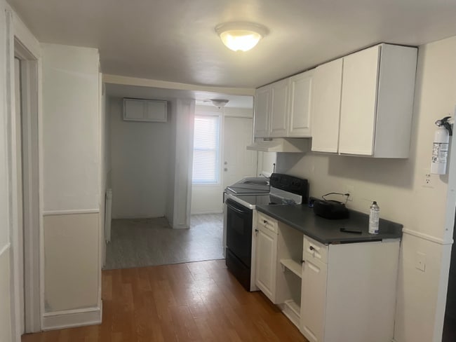 109 E Stewart Ave unit 1st Floor, Lansdowne, PA 19050 - photo 6