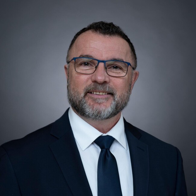 Agent Photo