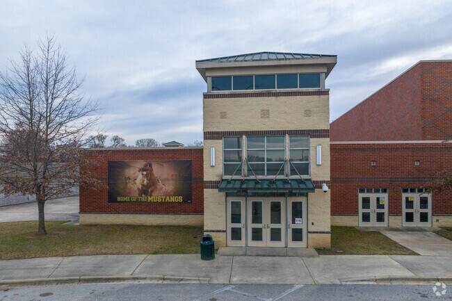 Jackson-Olin High School inspires kids to be their best.