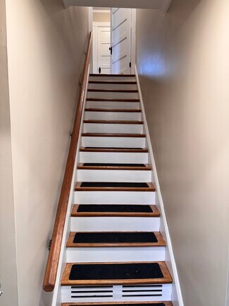 12 Crosby St Unit 12 Crosby St #2, Augusta, ME 04330