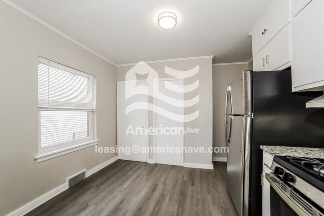 813 W Melbourne Ave, Peoria, IL 61604 - photo 7