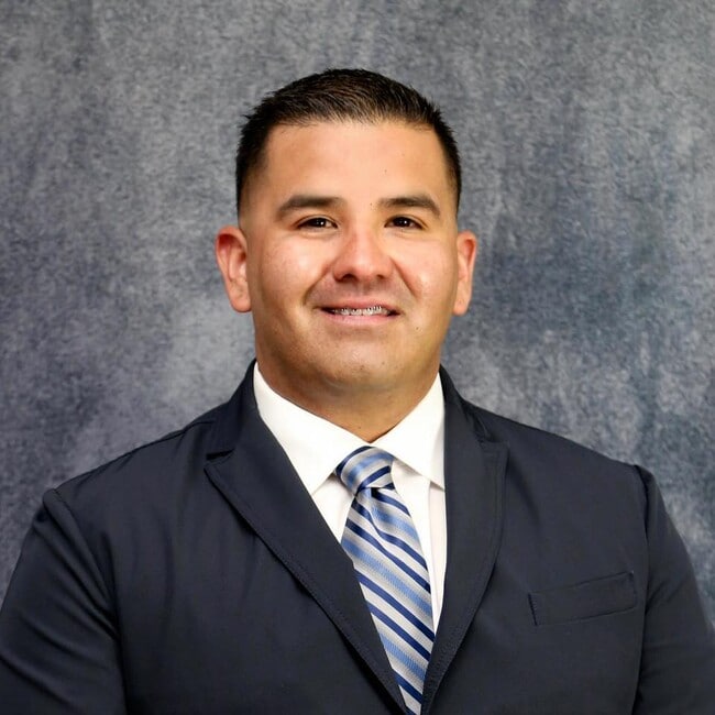 Agent Photo