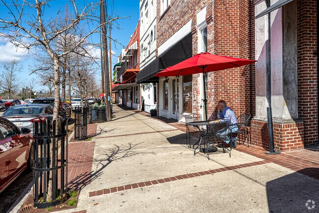 Downtown Hammond is a great place to relax on a sunny day.