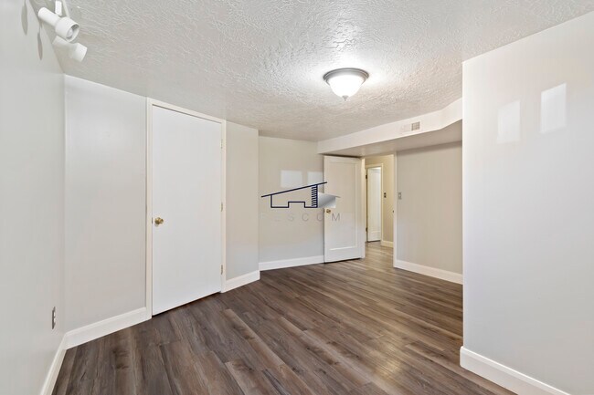 1332 36th St unit Lower, Ogden, UT 84403 - photo 4