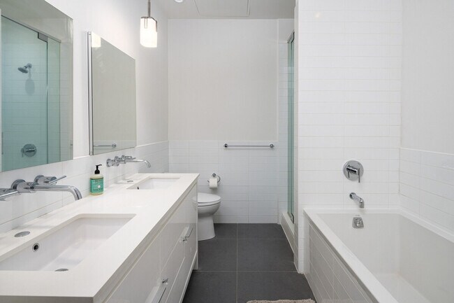 134-136-136 Fulton St unit ID1058797P, New York, NY 10038 - photo 5