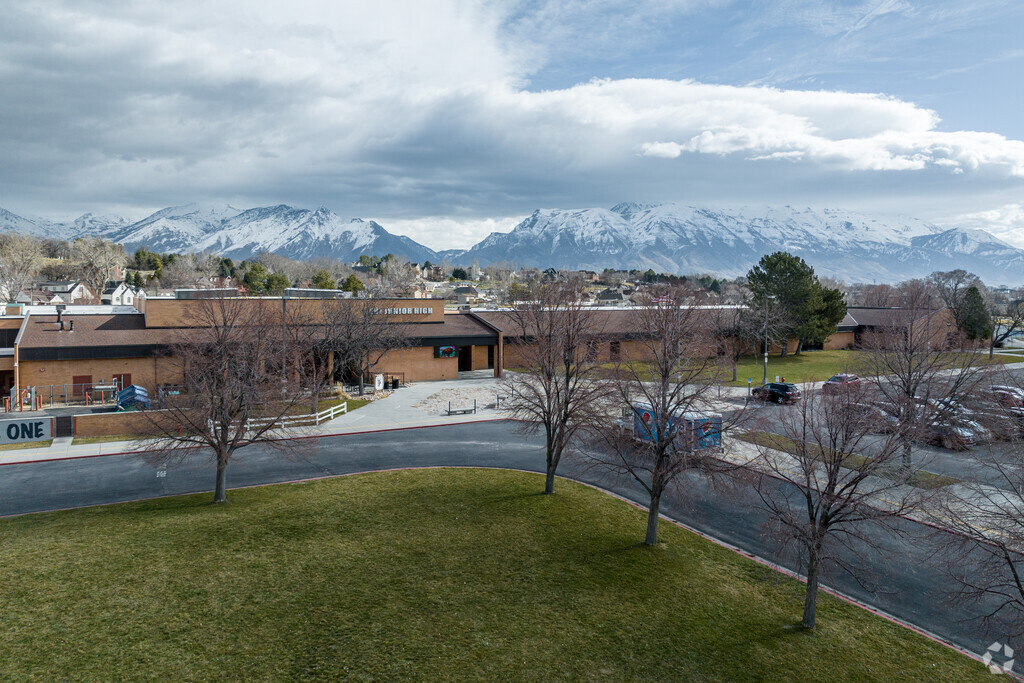 Lehi Junior High is located in the Lehi neighborhood.