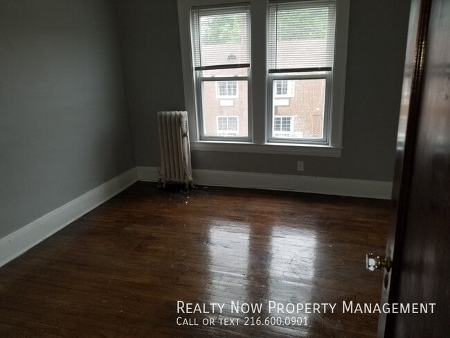 11871 Lake Ave unit 4, Lakewood, OH 44107 - photo 5