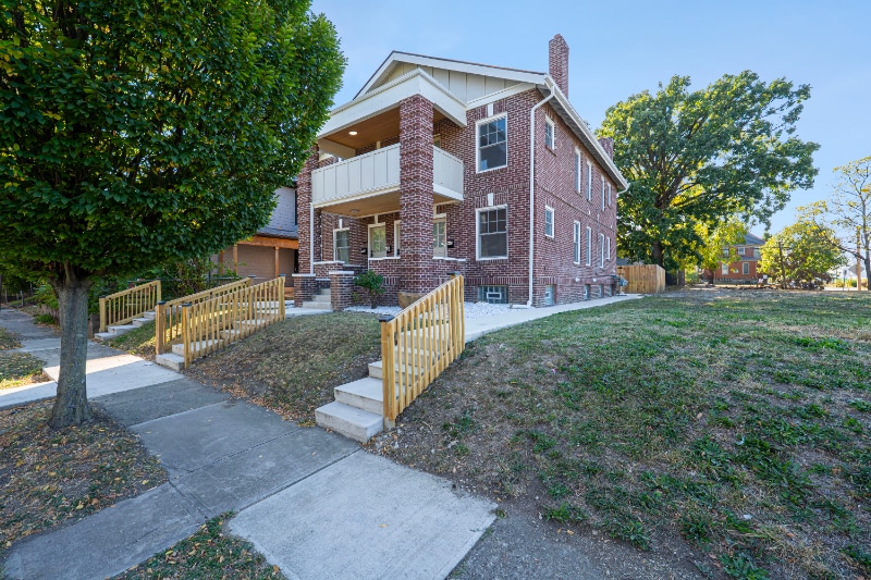 605-607-607 S Champion Ave unit 605 1-2, Columbus, OH 43205 - photo 1