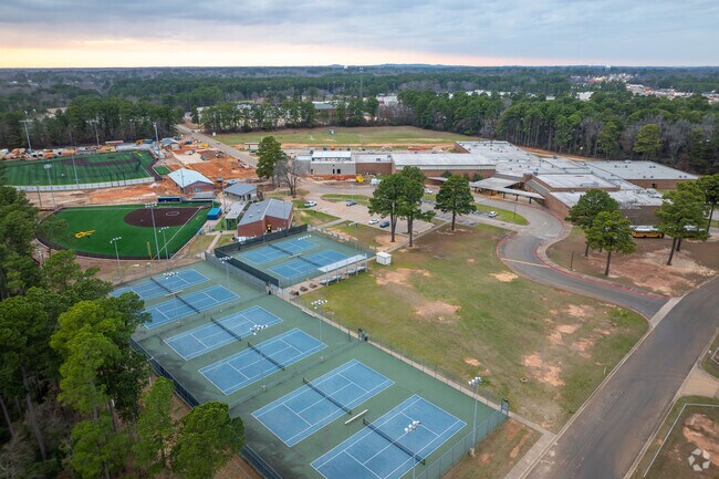 Pine Tree Junior High School