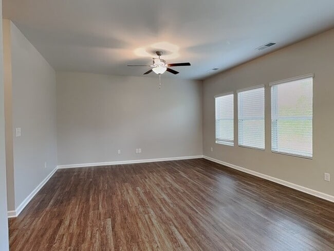 775 Pointe Andrews Dr, Concord, NC 28025 - photo 4