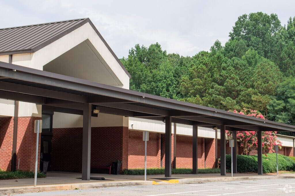 Main entrance to Kanoheda Elementary School in Outlying Gwinnett County, Lawrenceville GA