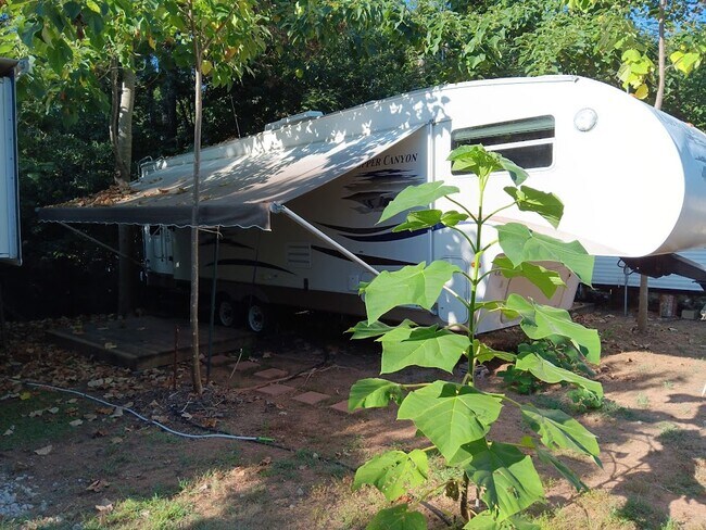 379 Co Rd 3425 unit 2, Hawkins, TX 75765 - photo 6