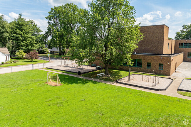 The student population of Dexter Elementary School is 335 and the school serves PK-5.