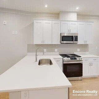 161 Allston St unit 10, Boston, MA 02134 - photo 2